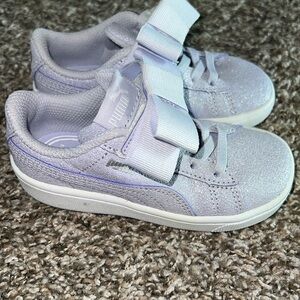 Brand new Puma girl shoes- size 8